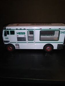 Hess 2018 Toy Truck RV