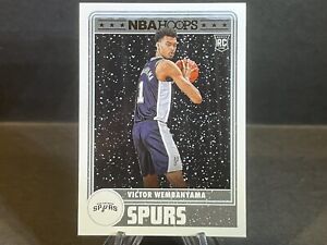Victor Wembanyama 2023-24 Panini NBA Hoops Hoops Tribute Winter #298
