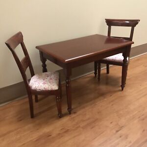 my twinn doll table and two chairs