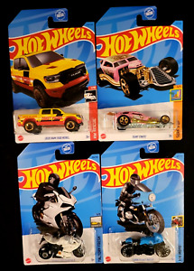 (4) Mattel Hot wheels 2023 treasure hunts B, C, H & P cards...unOpened