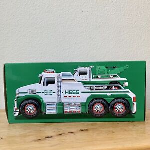New Hess Tow Truck Rescue Team, Large Small Trucks with Sounds Lights 2019 RARE