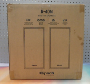 Klipsch Reference R-40M Bookshelf Speakers ( Pair ) New / Open Box
