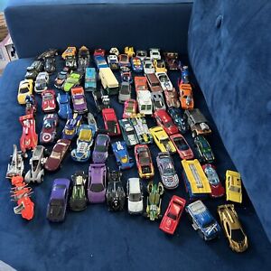 Huge Lot Of Die Cast Cars Hot Wheels Matchbox Others All Ages And Materials