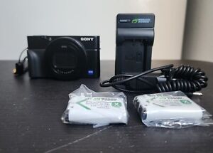 Sony Cyber-shot DSC-RX100 VII 20.1MP Digital Camera 24-200mm Lens 3 Batteries