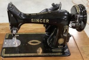 Vintage Singer Sewing Machine with Cabinet & Foot Pedal - Model 99K Cabinet Opt