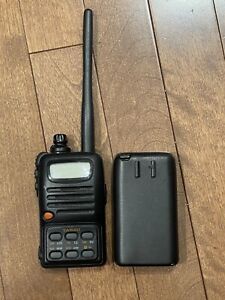 Vintage Yaesu FT-10R 2m FM Transceiver with FNB-47H Battery (needs recell)