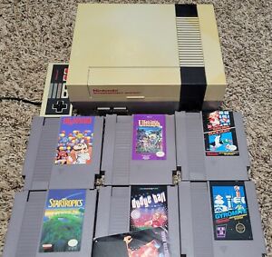 Nintendo Entertainment System NES Console with 1 gamepad and  6 Games