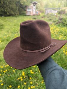 vintage 5x beaver Bailey Cowboy hat size 7 or 6 7/8 Hand creased 60s brown