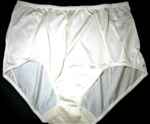 Lorraine Silky Shiny Nylon Picot Trim Panty Panties Brief LR103 Sand Size 7