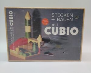 Vintage NEW Stecken + Bauen mit Cubio Junior Building Block Set Wooden- Cub1o
