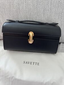 SAVETTE Symmetry Pochette in Black Leather