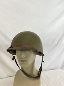 Ww2/ Korea/ Vietnam M1 Helmet / Liner With Chin Strap