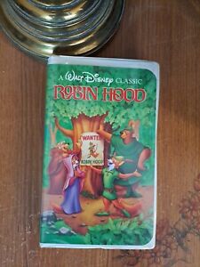 Preowned Robin Hood VHS (Walt Disney, 1991) Black Diamond The Classics Version