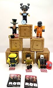 Roblox Series 8 Mystery Figures NEW WITH CODES - Pick From List