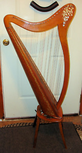 Clark Irish Harp Made by Lyon & Healy 31 Strings, Style A  ca 1925, 1935  PLAYER