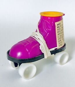 Vintage 1981 Topps SUPER SKATES Candy Container 2” bubble gum MAGENTA