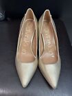 New Calvin Klein Gold Patent Leather Pointed Toe Logo 2.5 Heel Shoes Size 6 Or 7