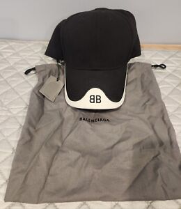 BRAND NEW  WITH TAG AND BAG !!Balenciaga Hat. (ALWAYS NEGOTIABLE)