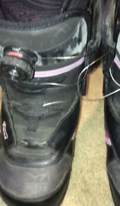 snow boots women 8.5w