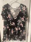 Torrid 00 Flowy Floral Shirt Plus Size V Neck Summer/spring Cute Preowned