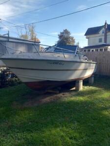 New Listing1980 Cob Cabin 22' Boat Located in Woodbury Heights, NJ - No Trailer