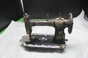 Vintage WHITE rotary sewing machine - antique 1900- 1913