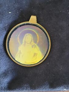 Vintage RARE Holographic God Glass Gold Pendant Hologram 3D Image Jesus *READ*