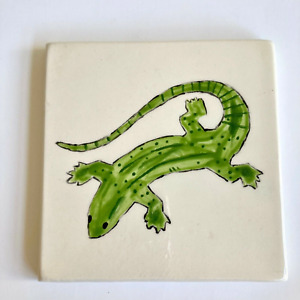 New ListingGecko Lizard Ceramic Decorative Art Tile Trivet Signed White Green Southwestern