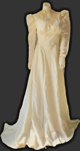 Vintage WWII Era 1939 Wedding Dress Ivory Lace Beaded Bodice Inset S, Minor TLC