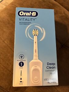 Oral-B Vitality Deep Cleaning Rechargeable Battery Electric Toothbrush (H3)
