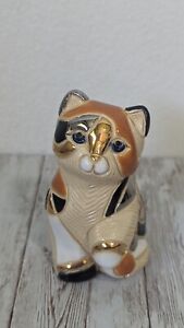De Rosa Rinconada Calico Cat 737 Pottery Figurine Gold Accent Uruguay with Box