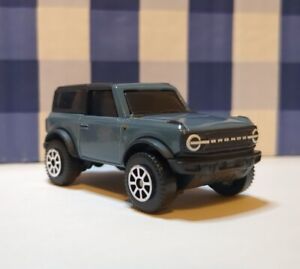 2021-2024 FORD BRONCO COLLECTIBLE 2 DOOR  1:64 SCALE DIORAMA DIECAST MODEL CAR