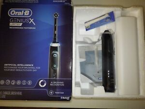 Oral-B Genius X Limited, Electric Toothbrush with White Sensitive Brush Head