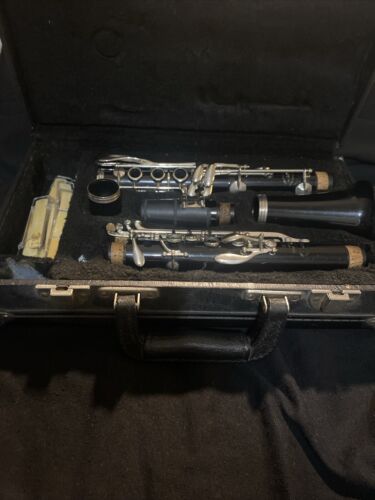 Clarinet Buffet Crampon B11 musical instruments wood woodwind instruments
