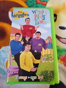 The Wiggles - Wiggly Playtime (VHS, 2001) Green Clamshell Case