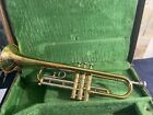 New ListingVintage Getzen 300 Series Trumpet with 5c Mouthpiece And Hard Case 1972-75