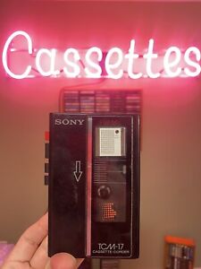 Sony TCM-17 Cassette player Recorder Vintage 80s Japan JDM Walkman Type