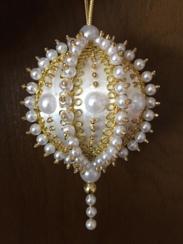Make a GOLDEN SONATA Christmas Ornament Bauble Kit Satin Silk Ball Dazzle Crafts