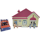 Bluey House,  Car, + 4 Figures