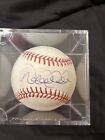 Derek Jeter Autographed Baseball OMLB New York Yankees HOF MLB Extremely Clean