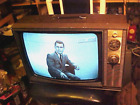 RETRO VJNTAGE TV ZENITH PORTABLE 19 BLACK N WHITE 1960S GO BACK IN TIME ANALOG