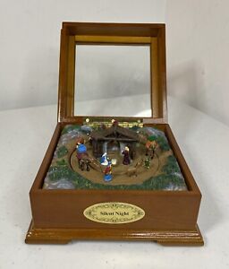 Mr Christmas Gold Label Collection Silent Night Deluxe Animated Music Box.