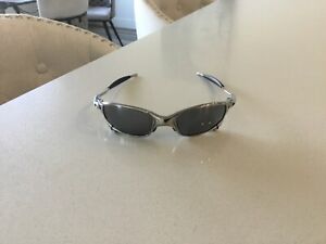 Oakley Sunglasses Juliet Signature Hammered Stem Polish Titanium Frame Silver