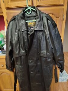Thinsulate Men's Leather Trench Coat Size 46
