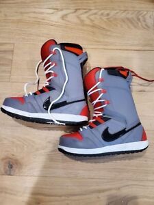 RARE - Nike Vapen Snowboard Boots (Red - size 9.5 Men's)