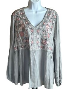 Savanna Jane Top Womens Plus Sz 1X Floral Embroidered Gray Baby Doll Blouse NWT