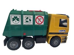 Bruder 2001 Germany Actros Mercedes Recycling Truck Toy Vintage 1:16 scale