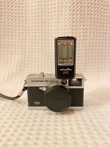 Olympus 35 EC Film Rangefinder Camera with Minolta Electroflash 20 Made in Japan