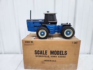 Vintage Original 1/16 Scale Models Ford Versatile 1156 4x4 Toy Tractor In Box