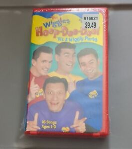 The Wiggles VHS Tape  Hoop-Dee-Doo, It's a Wiggly Party. Sealed.
